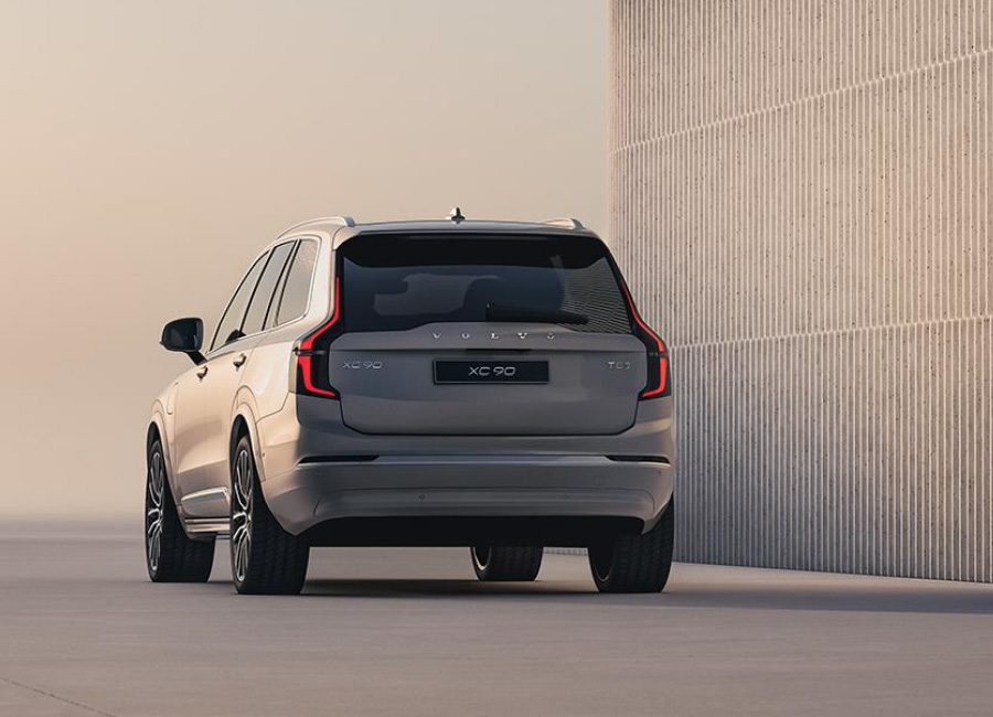 Volvo XC90 Recharge Plug-in Hybrid achterlicht