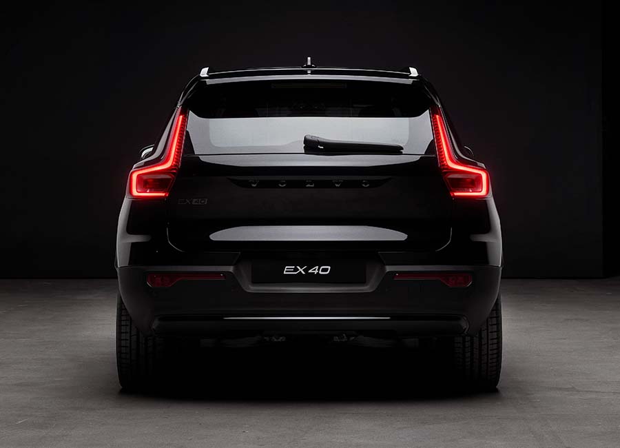 Volvo EX40 Electric Black Edition Achterzijde