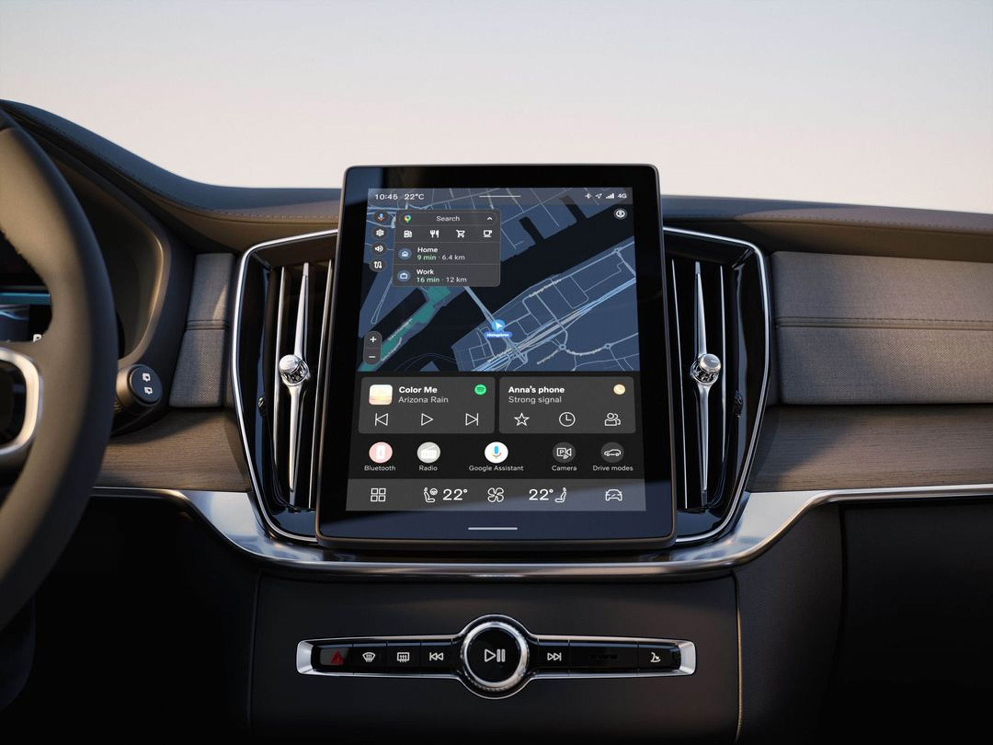 Volvo XC90 Recharge Plug-in hybrid Google Infotainment