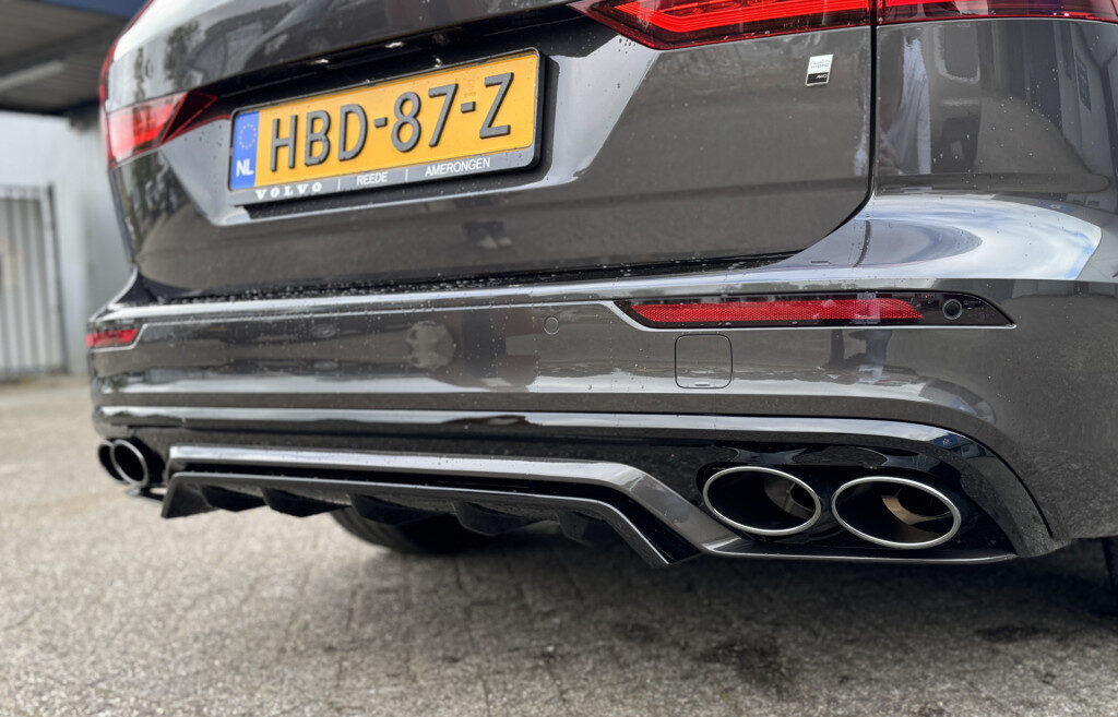 Volvo V60 T8 SideSkirt
