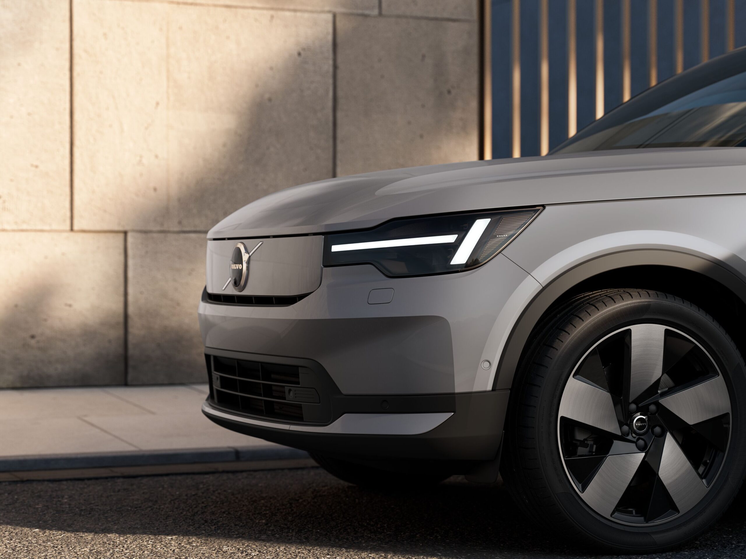 Elektrisch Volvo XC40 Recharge Pure electric Thor's Hamer Lichtsignature