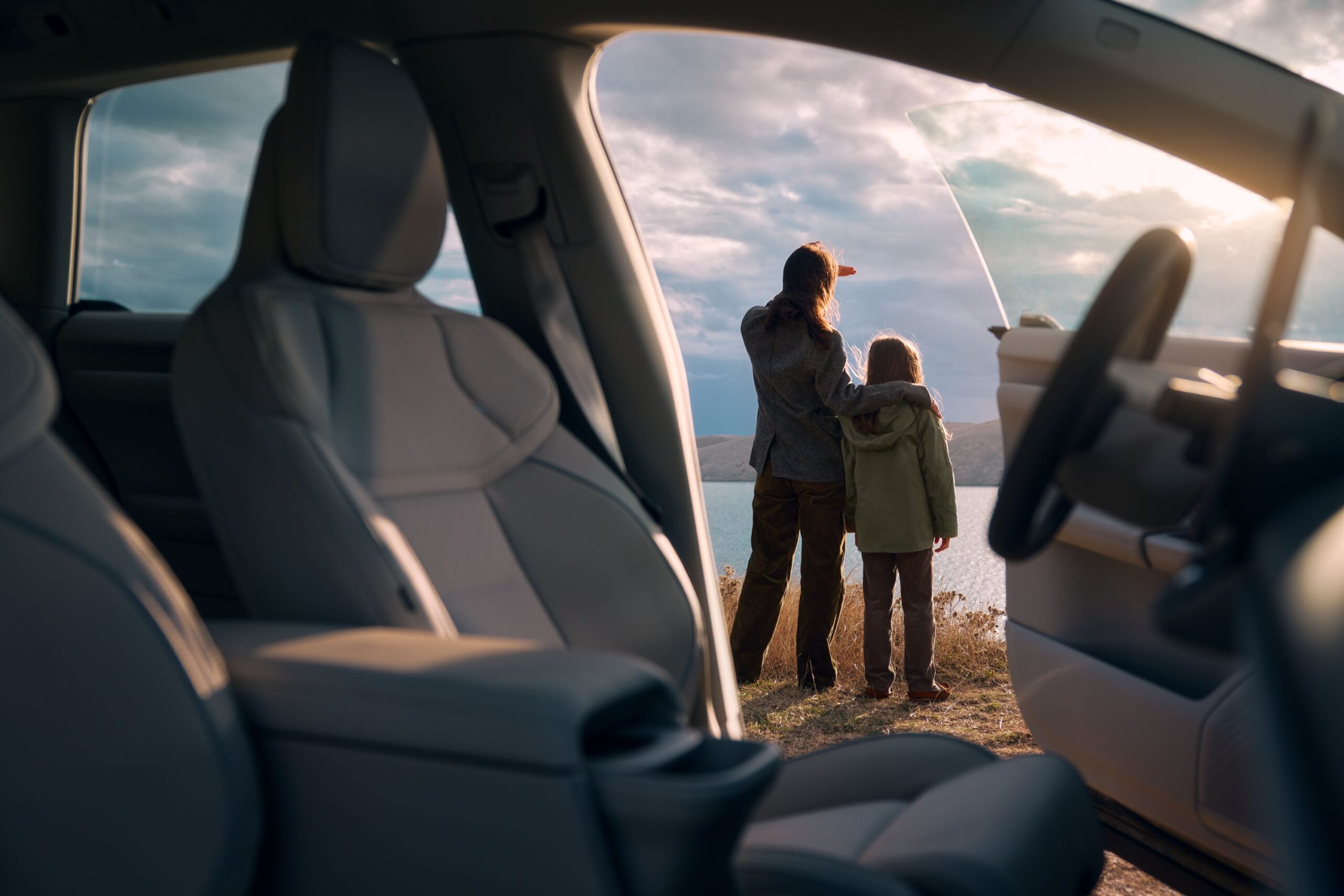 Volvo EX60 interieur voorstoelen