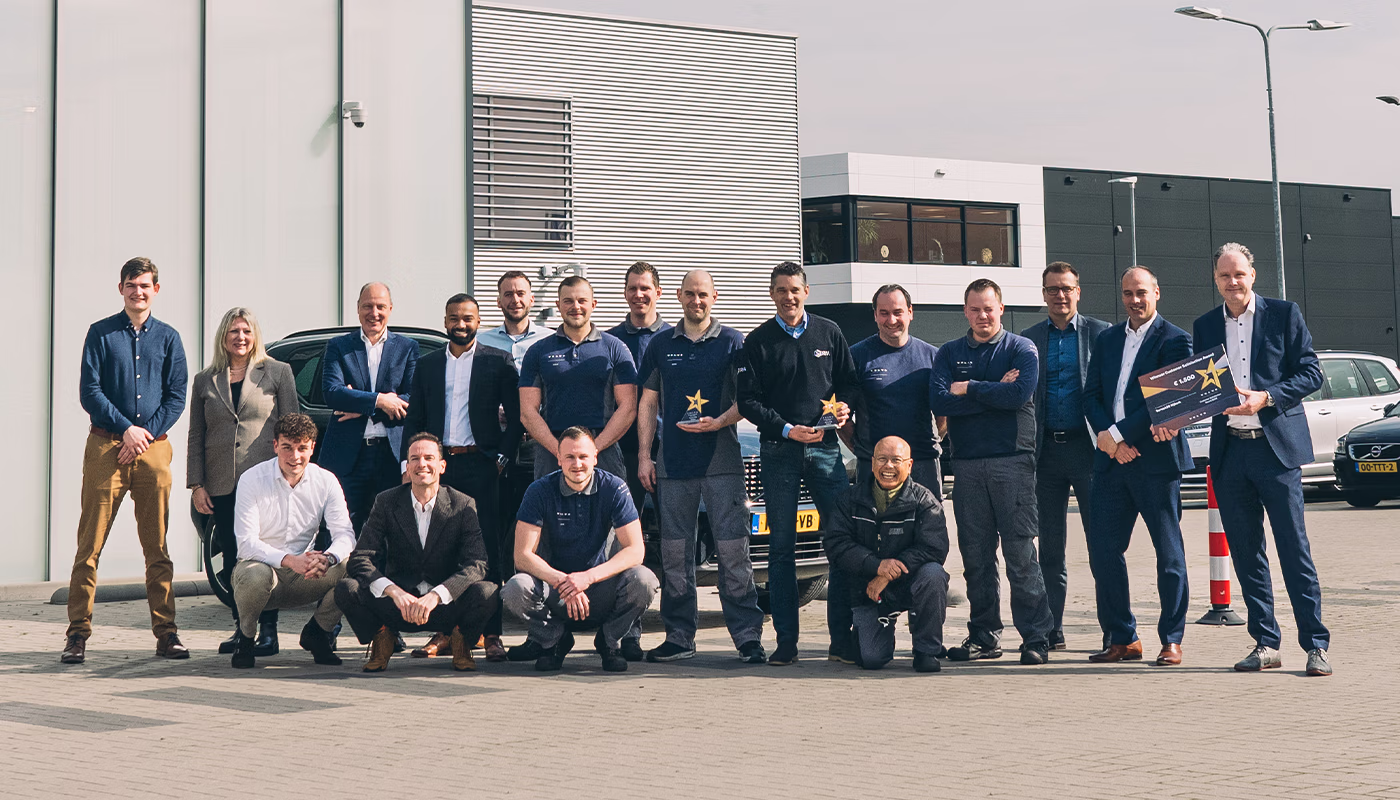 Het Serva Volvo-team van A28